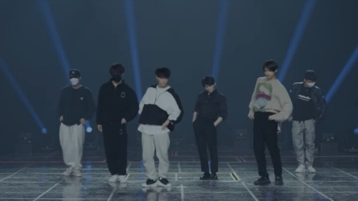 เซเวนทีน (96 เส้น) - LIGHT A FLAME (เวอร์ชันห้องซ้อม)