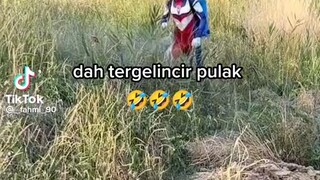 Ultraman tergelincir 🤣🤣🤣🤣 #aus92