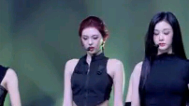 [MPD직캠] 베이비몬스터 치키타