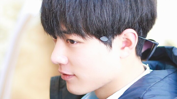 【เซียวจ้าน – ขุดคลิป – สนามบิน】พอได้ยินเครื่องบินดีเลย์ ตาโตเป็นประกาย ทำได้แค่กัดแขนเสื้ออย่างหมดหน