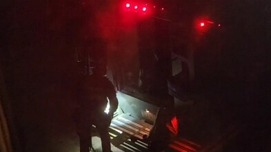 邻居真被FBI冲了，自由美利坚名不虚传