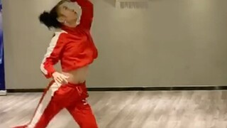 [This is Street Dance] A solo interview video from before the New Year. You must dance freely and do