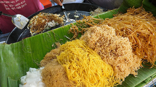 ผัดไทชื่อดังในกรุงเทพ - อาหารไทยข้างทาง