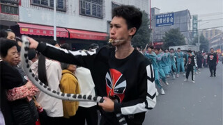 铜盂神仙里乡恭迎天后圣母回庙，泗黄英歌队迎接妈祖保驾护航，时迁领舞霸气开路。#英歌舞 #见者好运 #妈祖文化