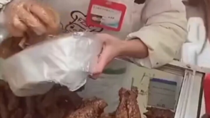 Thật là một đứa trẻ tốt biết nhìn thẳng vào sự thật