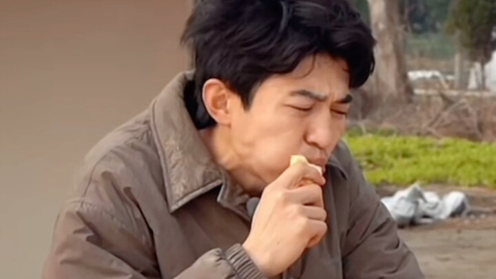 Zhao Xiaotong, what are you up to with that handsome face of yours?