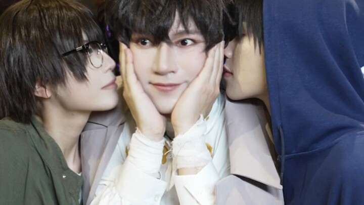 No one can kiss in front of me!