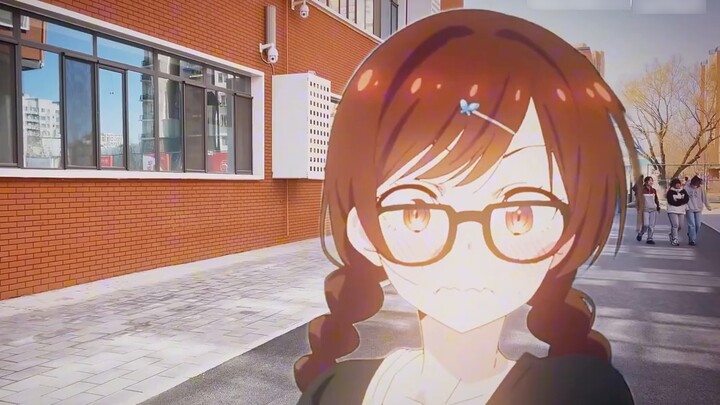 Kenapa sekolah terakhir penuh dengan salamander berduri dua?