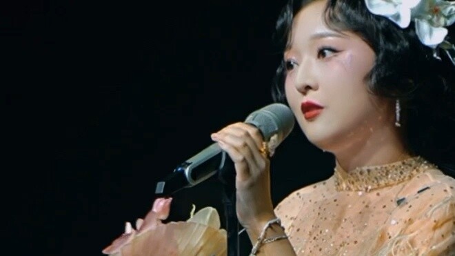 "I have a love story to sing to you all"