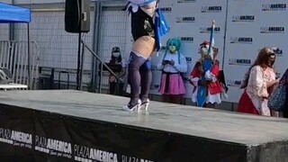 Nguyên bản (vòng tròn) cosplay Thần Yula (trợ giúp)