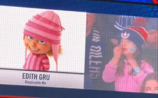 Ở các giải bóng đá nước ngoài, đạo diễn chương trình đã “nghịch” giờ nghỉ giữa hiệp hết ý, khán giả 