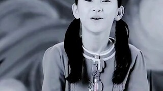 闫妮化身成首席预言家！
