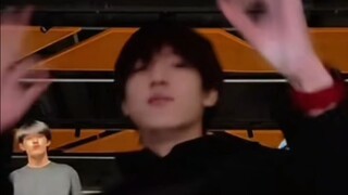 ดูครั้งเดียวก็ยังสวยมาก ตาแทบจะเชื่อมติดกับจางเจ๋ออวี่ไปแล้ว...