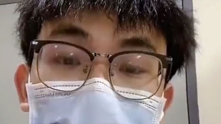 当医学生的医术被质疑时可以这样做，秒变四十岁瞬间稳重