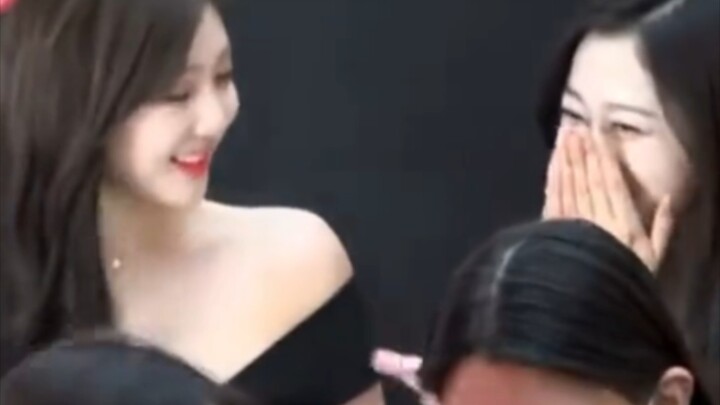 【ลี่หนิง】ไม่เคยเห็นน้องเล็กร้องไห้ น่าเอ็นดูเกินไปแล้ว จะแกล้งซักหน่อยดีไหม?