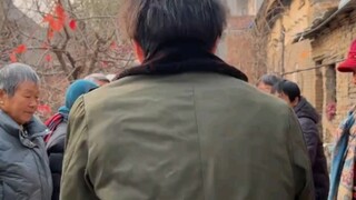 大学生过年回村后的地位