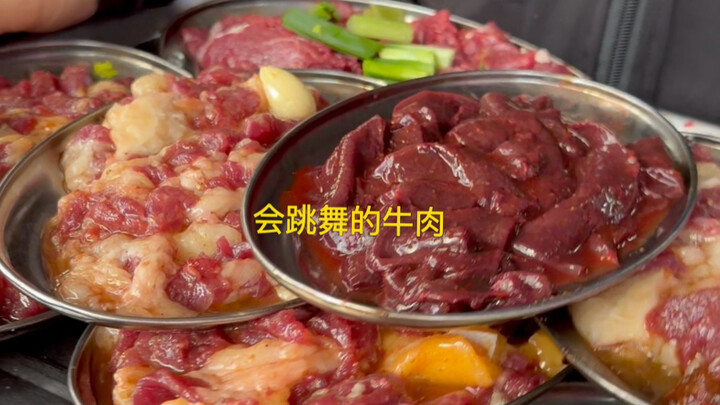 In Xiangu, Ding’an County, Hainan, I devoured “dancing beef” that was so fresh it quivered, so tende