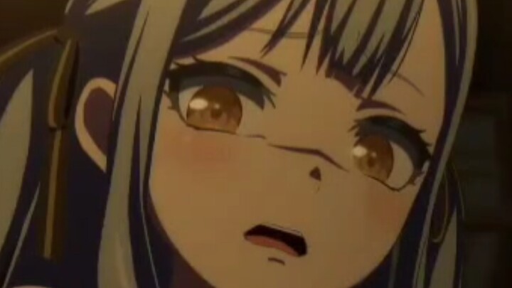 I used a very magical voice to dub the scene where Xiangzi was hit by Xiang's father.