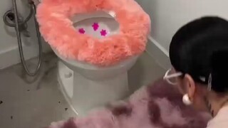 Kotoran yang penuh ritual 💩