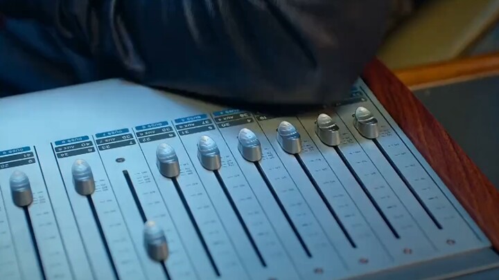 If you’re just passing by, I’ll be waiting for you at the finish line.