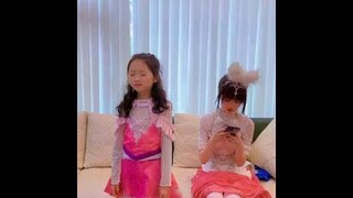唐老六被敲脑袋了！#斗罗大陆 #唐舞桐与唐老六 #小舞 #唐舞桐 #唐老六