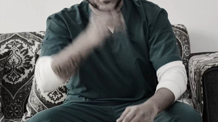 that is my phone...ass.....