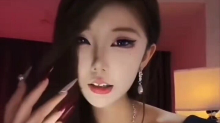 ฉบับสะสมสุดพิเศษที่เก็บไว้ใช้เองกำลังจะหมดแล้ว ฉันทนรอไม่ถึงตอนจบเลย