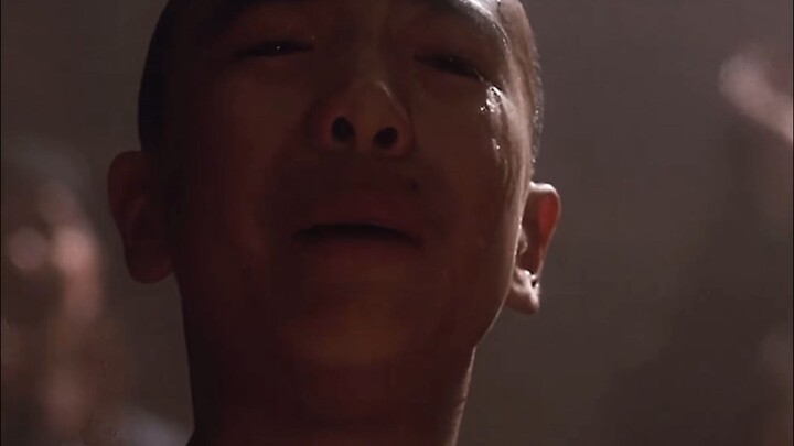 《霸王别姬》| 旧时代的悲剧，害怕被打选择自尽