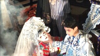 ดันเจี้ยนไหลไม่สิ้นสุด ｜"หลุมศพของนายพลชุดงานแต่งงานกระดาษลอยอยู่ท่ามกลางฝุ่นแดง"