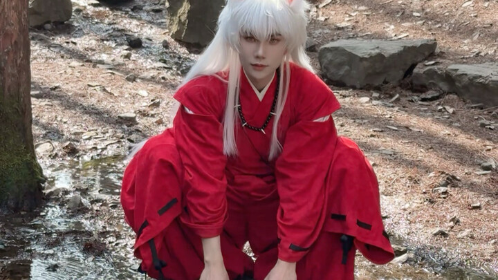 Filmed an InuYasha cosplay and ran into a dog