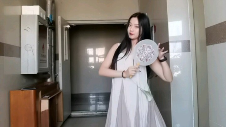 【Tang Yuanyuan】Three Bows to the Cold World