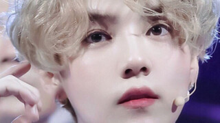 【Lu Han】Click để thưởng thức vẻ đẹp của top omega