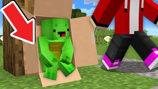 Mikey is HOMELESS in Minecraft Challenge Funny JJ Building Pranks - Maizen