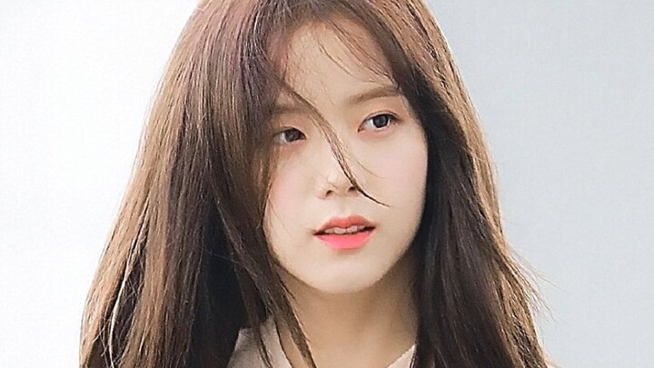 【Jisoo】Beauty That Pops Right Off the Screen! April’s Angel Jisoo! The Window-Seat Beauty Jisoo! The