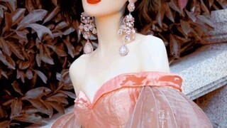 Cửu Mẫn! Đạo diễn à, anh suýt nữa đã thay đổi hình tượng và tiêu chuẩn nhan sắc đỉnh cao của ngôi sa