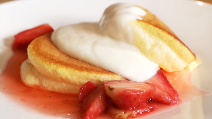 Souffle Pancake Lembut yang Bisa Dibuat Hanya dengan Telur