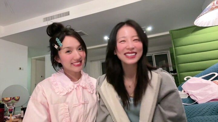 【Zhou Yutong x Su Xiaotong】Duet lagu “Kamu”, kalian berdua minum sampai mabuk ya!