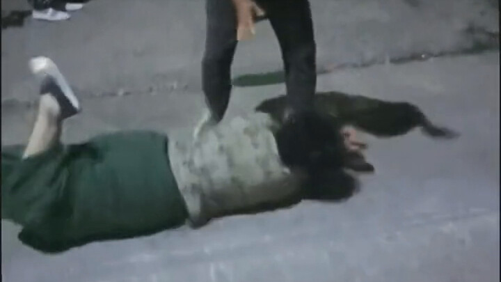 绿裤子的先到六级开大！