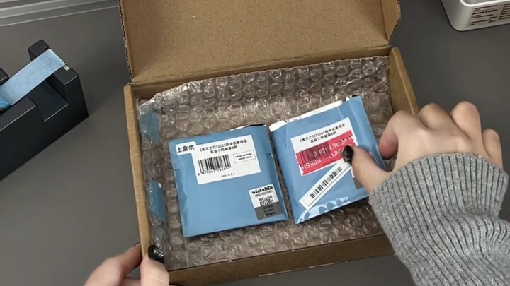 การแพ็กของของบล็อกเกอร์เป็นงานที่ต้องใช้ทักษะ