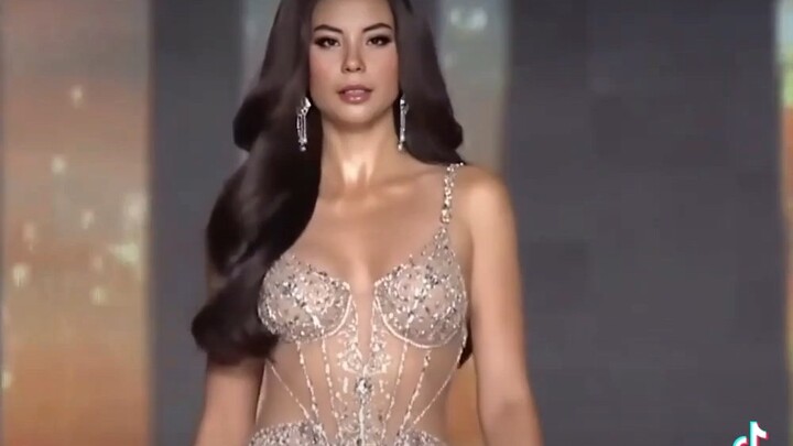 Magandang Dilag.