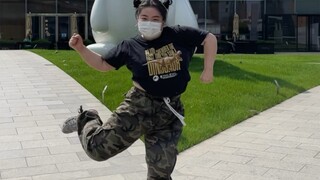 The top IFS star danced wadada in Changsha! So cool! Sheniu live!