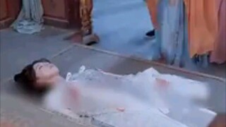 50. Reborn as concubine she tries to make emperor hate her yet he loves only her making her empress!