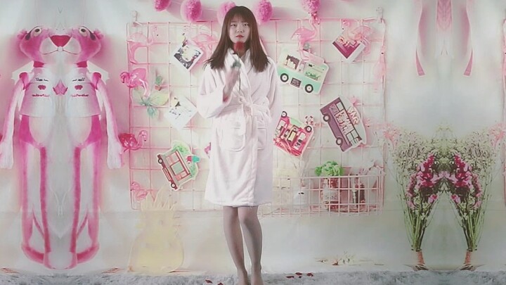 【zuiko酱】I want to dance a bathrobe dance for you before going to bed❤️FLOWER SHOWER-HyunA