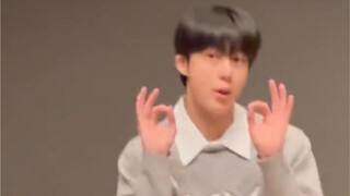 Anh cả Choi Hyung Won có nhiều tiền không nhỉ?