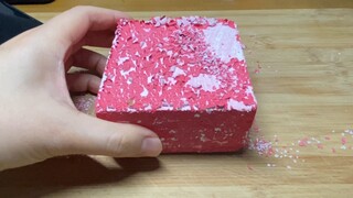 Old people want to see cut magnesium powder block