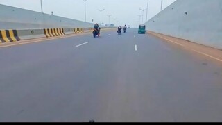 300 ফিটের এরা কেনো বোঝেনা জীবনের মূল্য কত বেশী