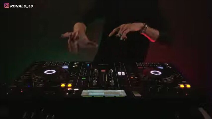 DJ Jedag Jedug Full Bass Remix Lagu TikTok Viral 2021 Wilfexbor Terbaru