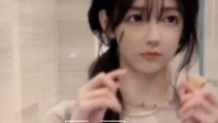 "Girl with glasses, girl with glasses can do anything after taking off her glasses"