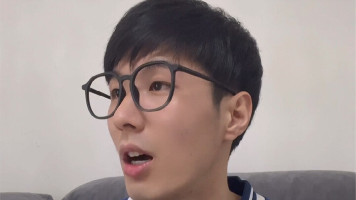 Trong đời thực, hễ có đứa bạn thế này mà mình không chăm tập luyện cho tử tế là mình tự tát vào mặt 