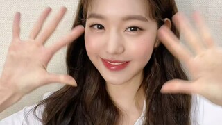Peace and Love 💘 Jang Wonyoung